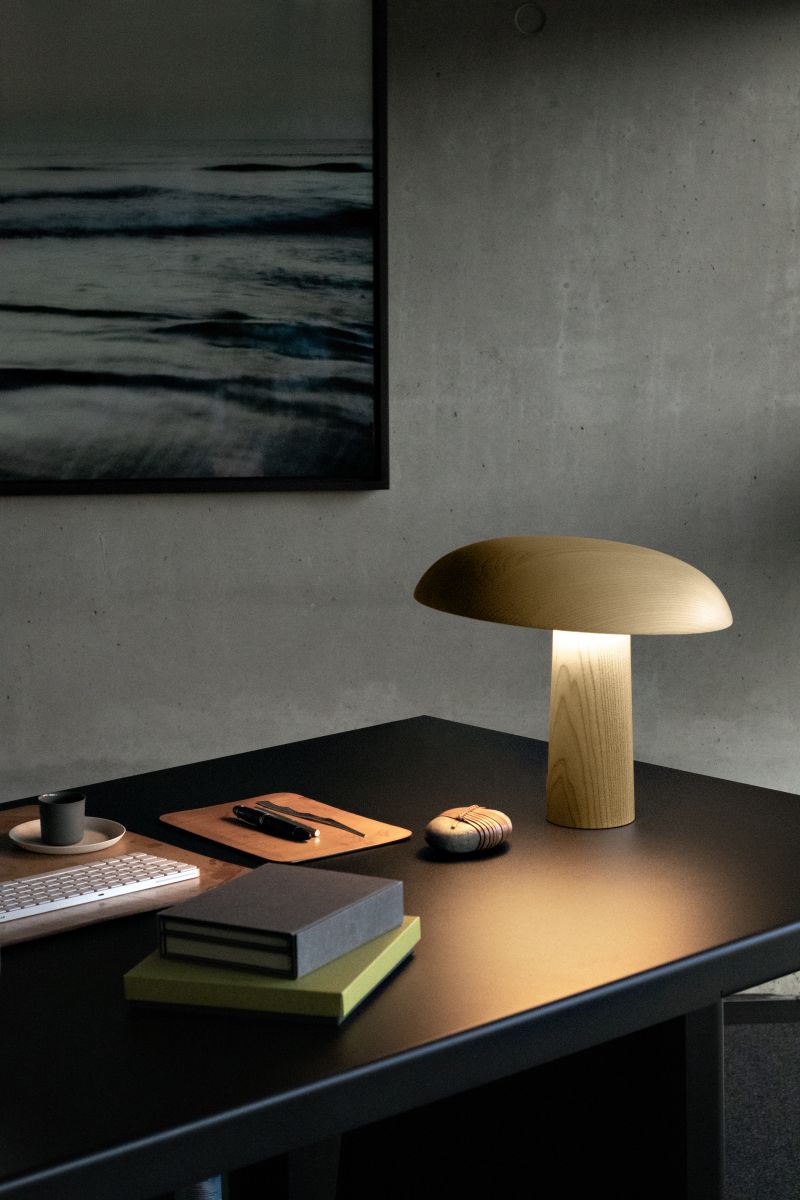 Forma Tischleuchte schwarz ClassiCon