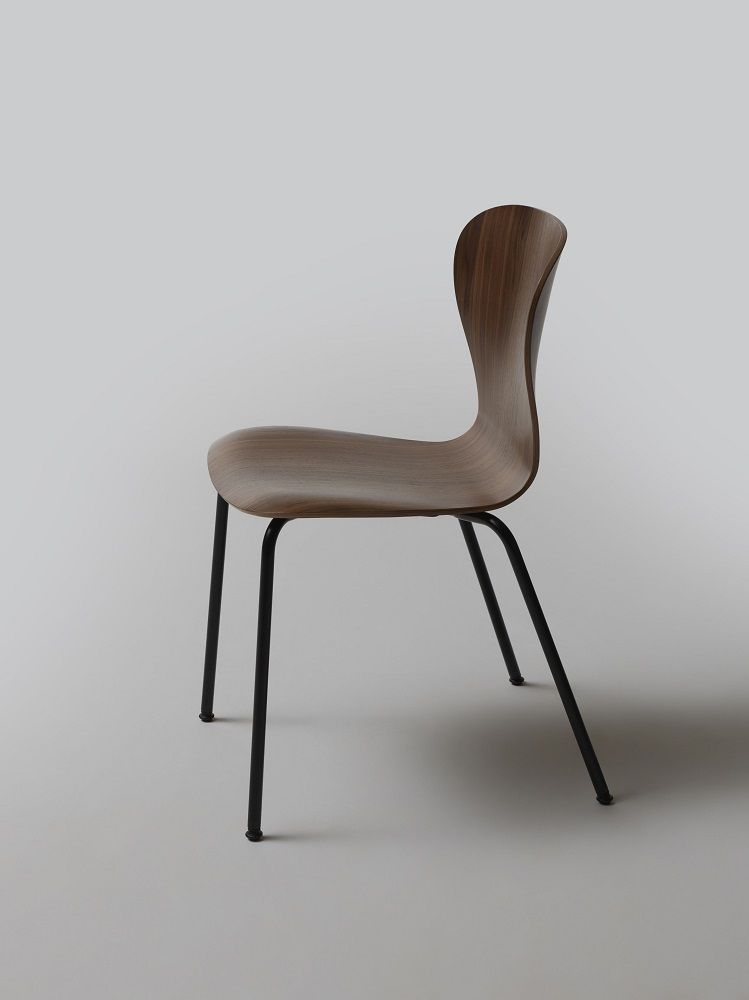S 220 Formholzstuhl / Stuhl ohne Armlehne Thonet