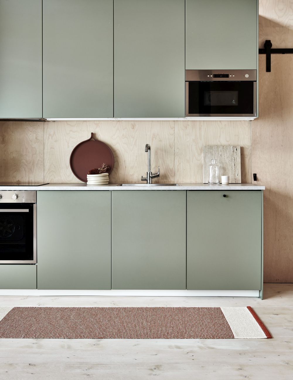 Edit Teppich 60 x 85 cm TAUBENBLAU / RAUCHBLAU / STONE Pappelina EINZELSTÜCK