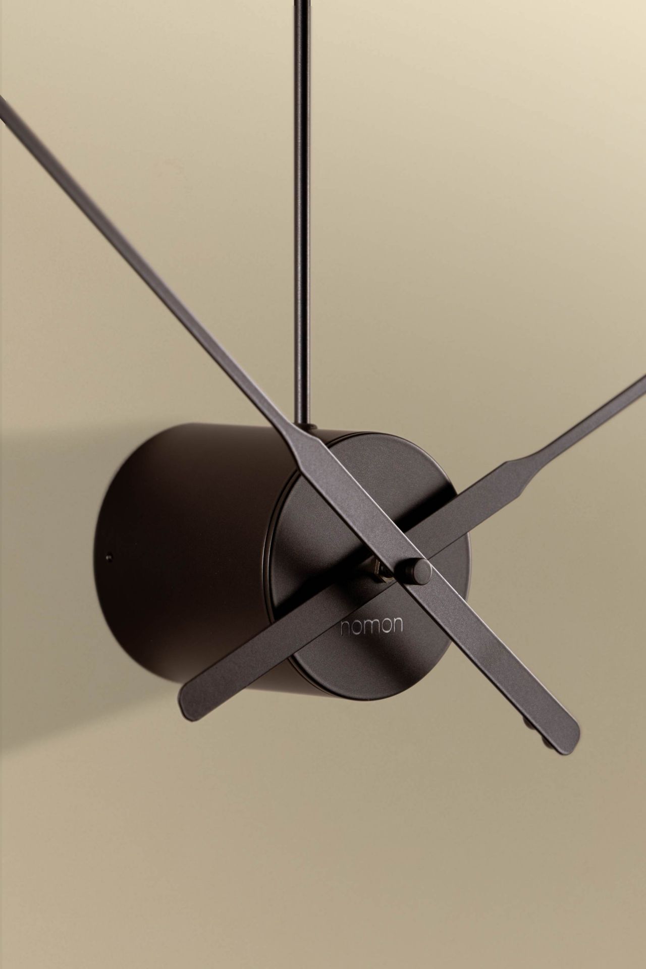 Ombra Clock Wanduhr nomon