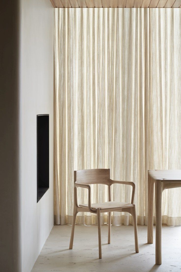 PI Dining Chair mit Armlehne Stuhl Ethnicraft