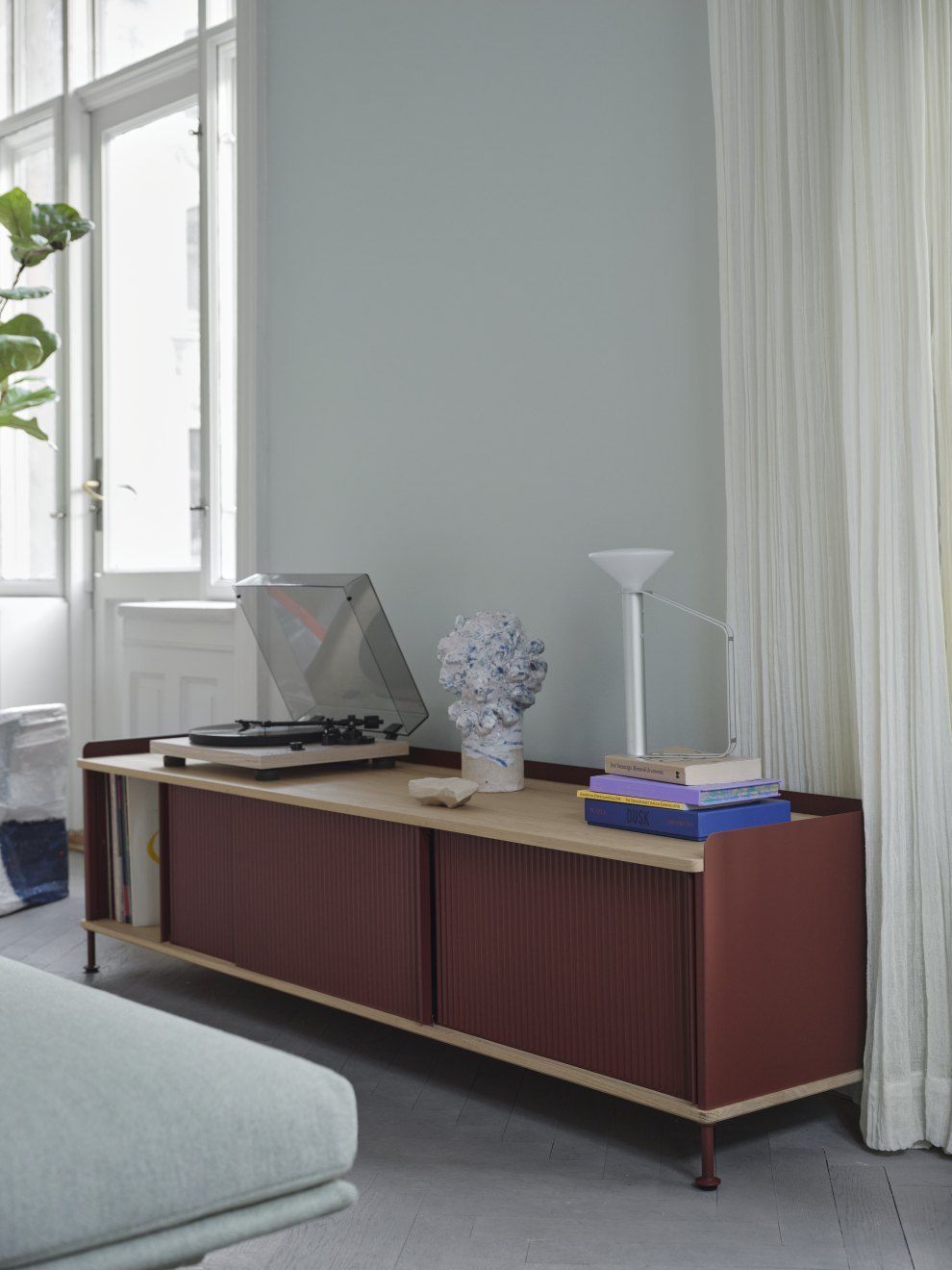 Enfold Sideboard Low Muuto