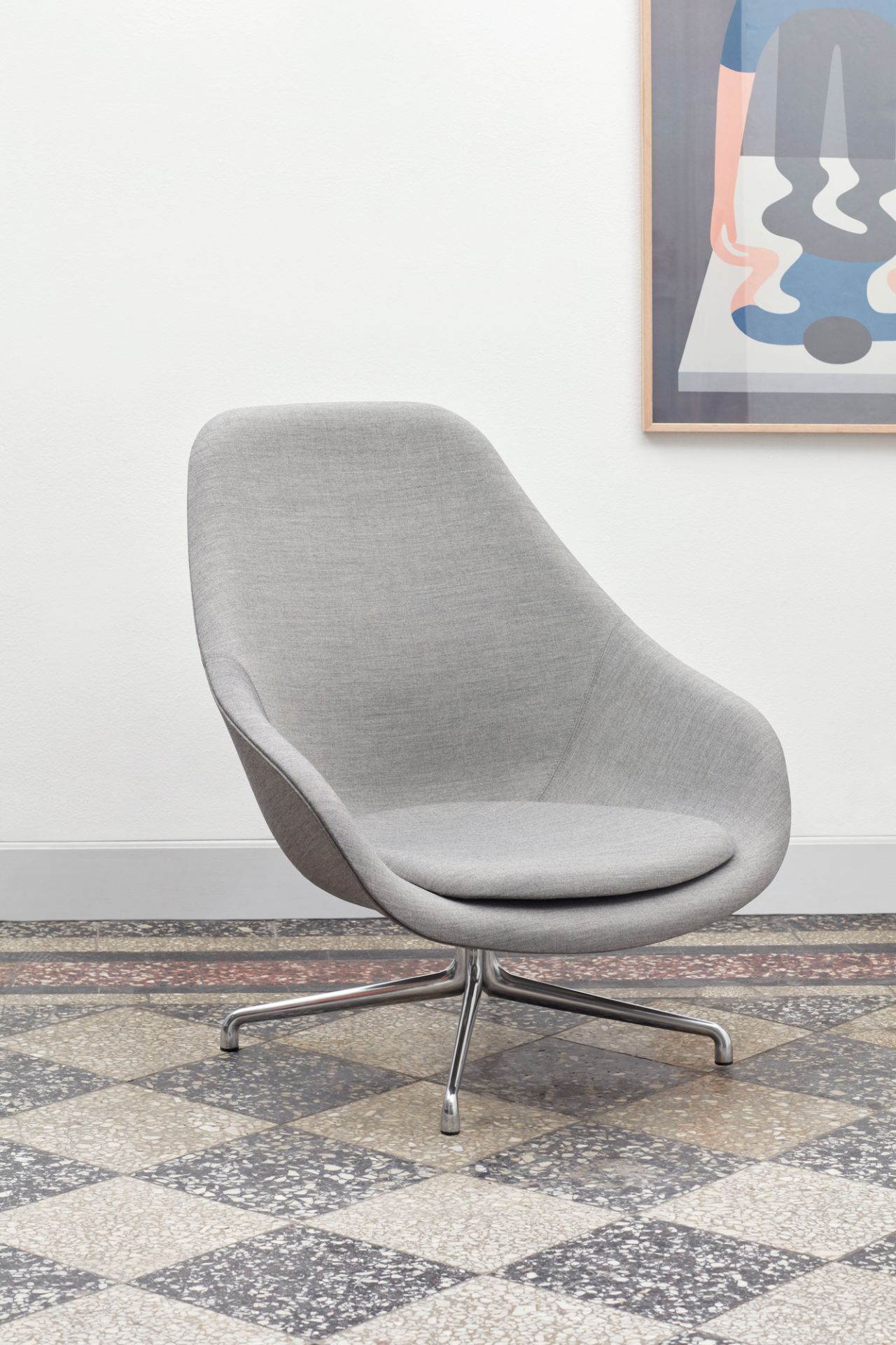 About a Lounge AAL 91 / AAL91 High Drehsessel Hay