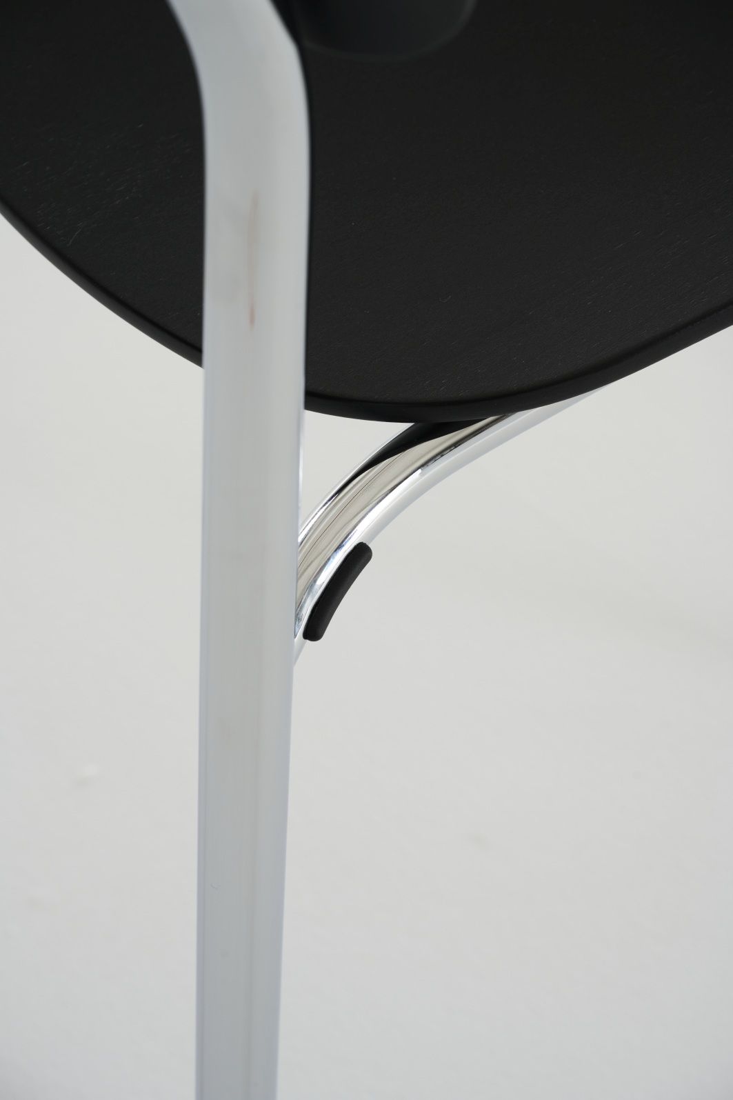 S 243 / S243 Stahlrohr Stuhl OLIVGRÜN Thonet EINZELSTÜCK