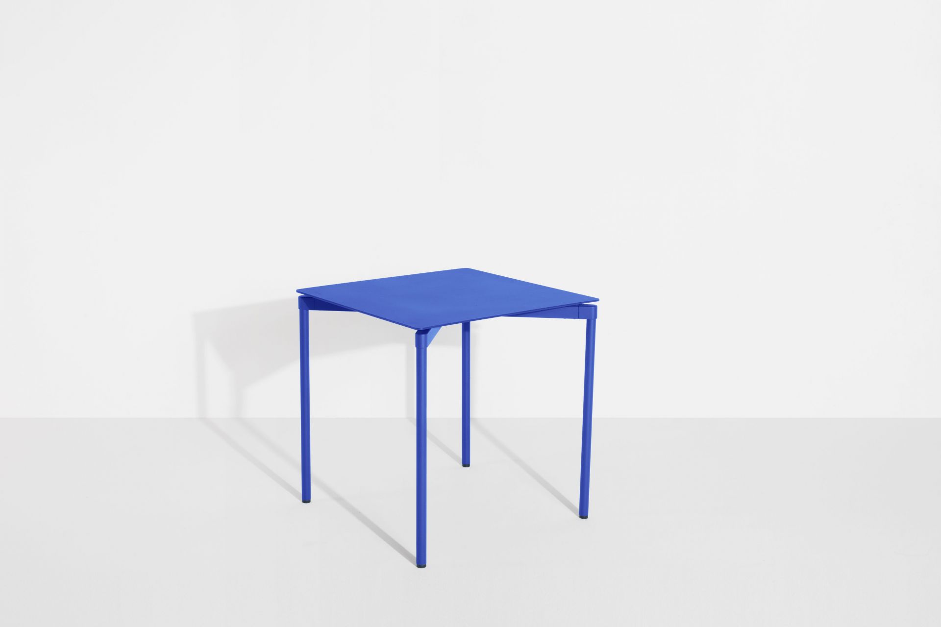 Fromme Dining Table Square Esstisch Quadratisch Petite Friture Blau Fromme Dining Table Square Esstisch Quadratisch Petite Friture Blau