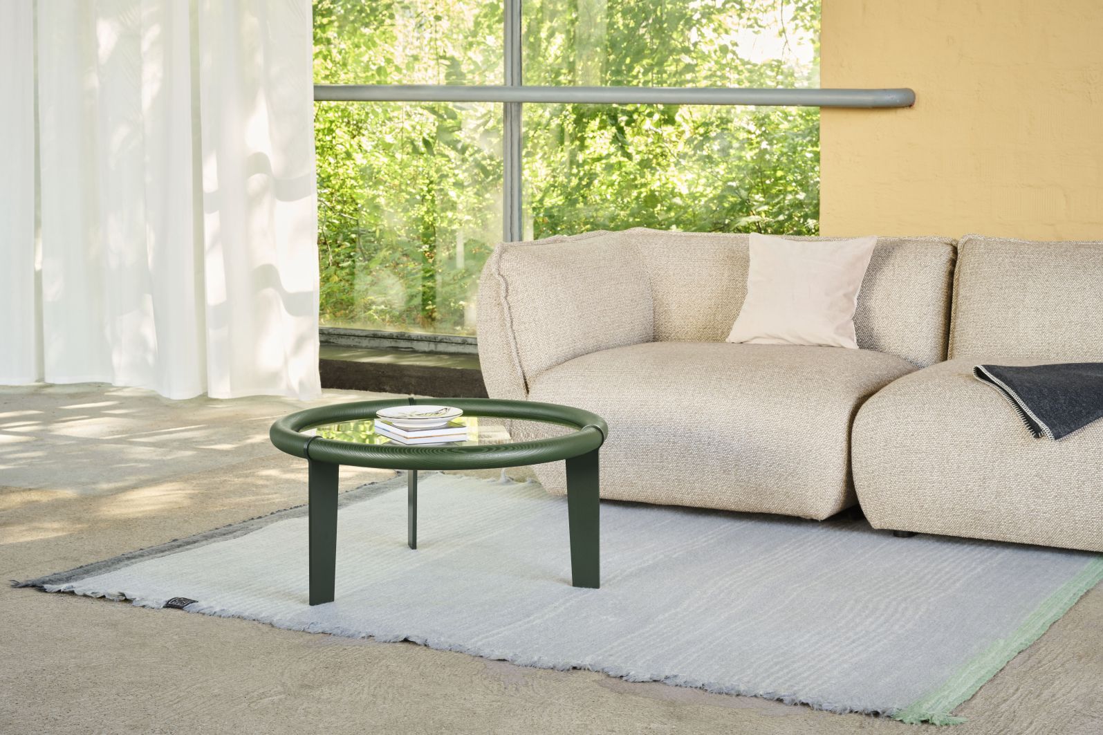Boia Couchtisch rot Favius