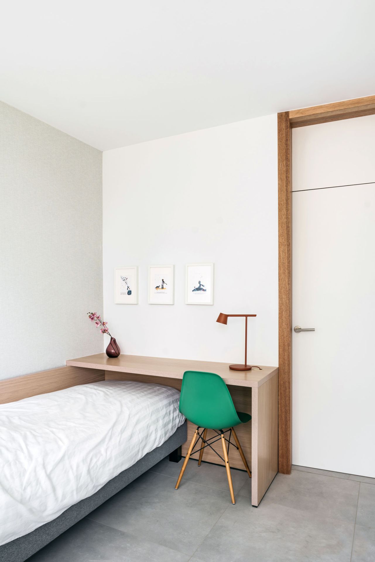Eames Plastic Side Chair DSW Stuhl Vollpolster Vitra