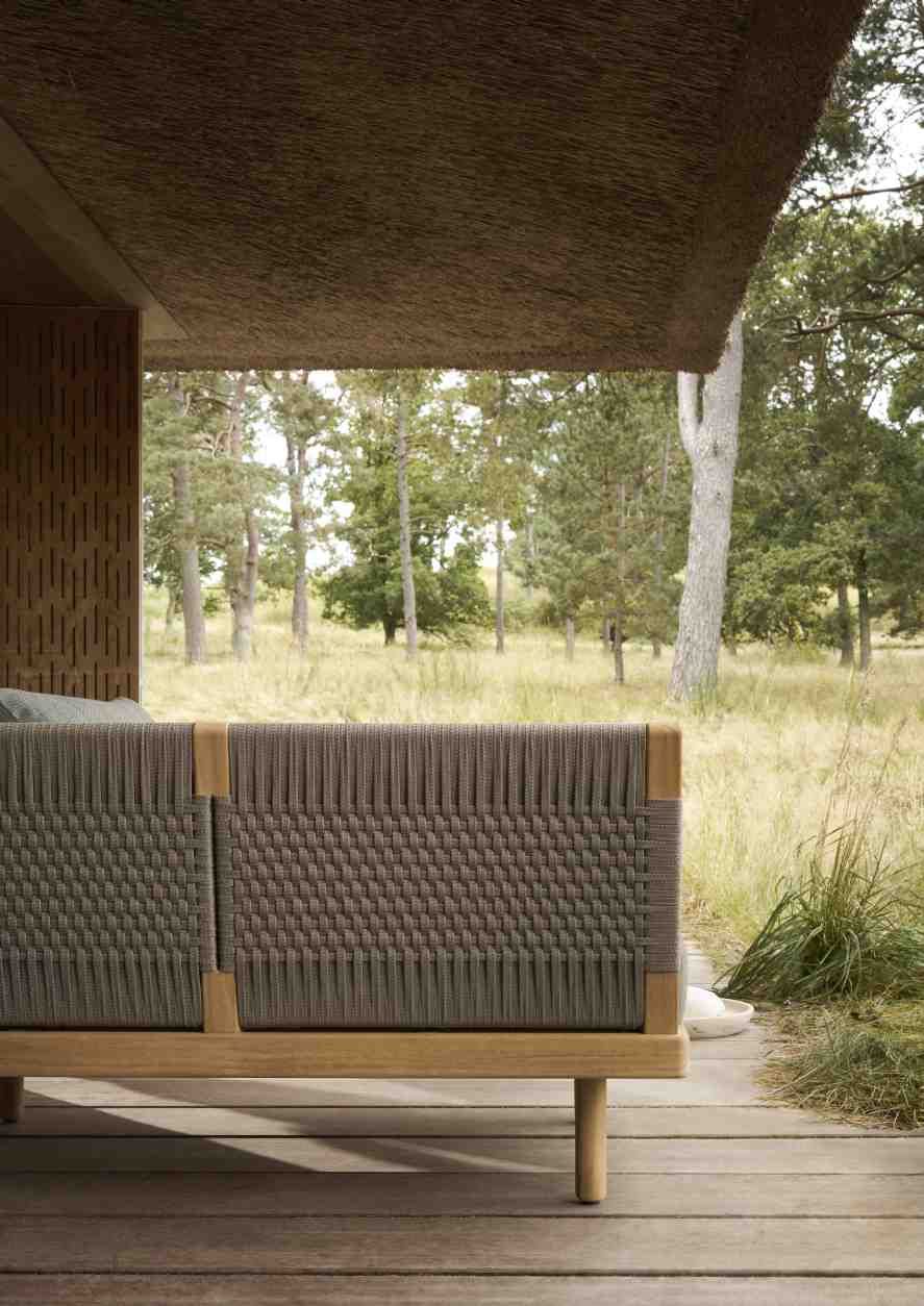 E511 Embrace Sofa Modul mit Rückenlehne und Seitenlehne Outdoor Carl Hansen & Søn