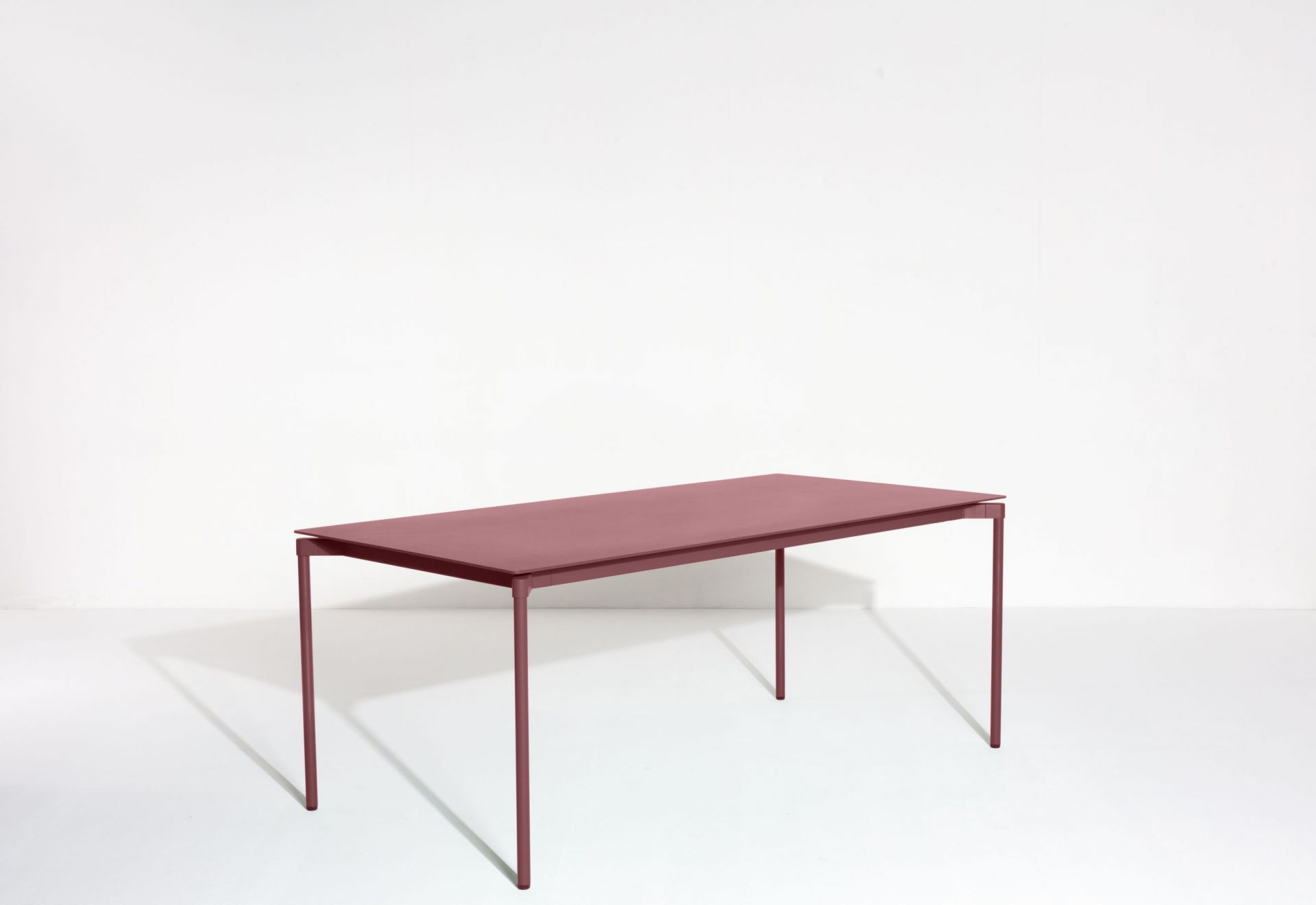 Fromme Dining Table Rectangular Esstisch Rechteckig Petite Friture Braunrot Fromme Dining Table Rectangular Esstisch Rechteckig Petite Friture Braunrot