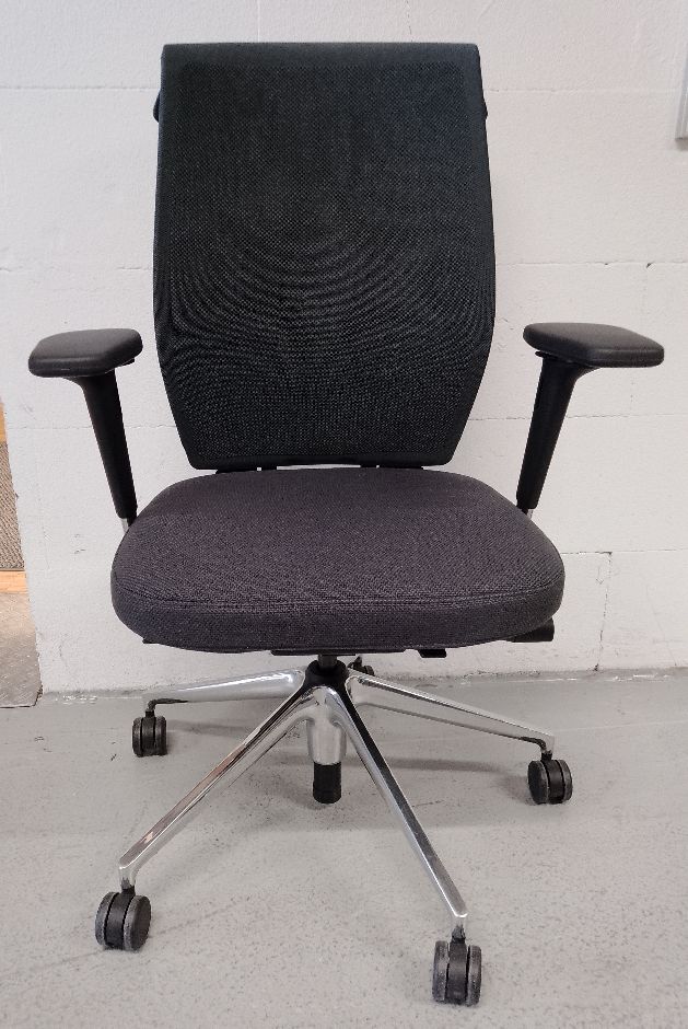 ID Cloud Bürodrehstuhl Vitra AUSSTELLUNGSSTÜCK / GEBRAUCHTMÖBEL