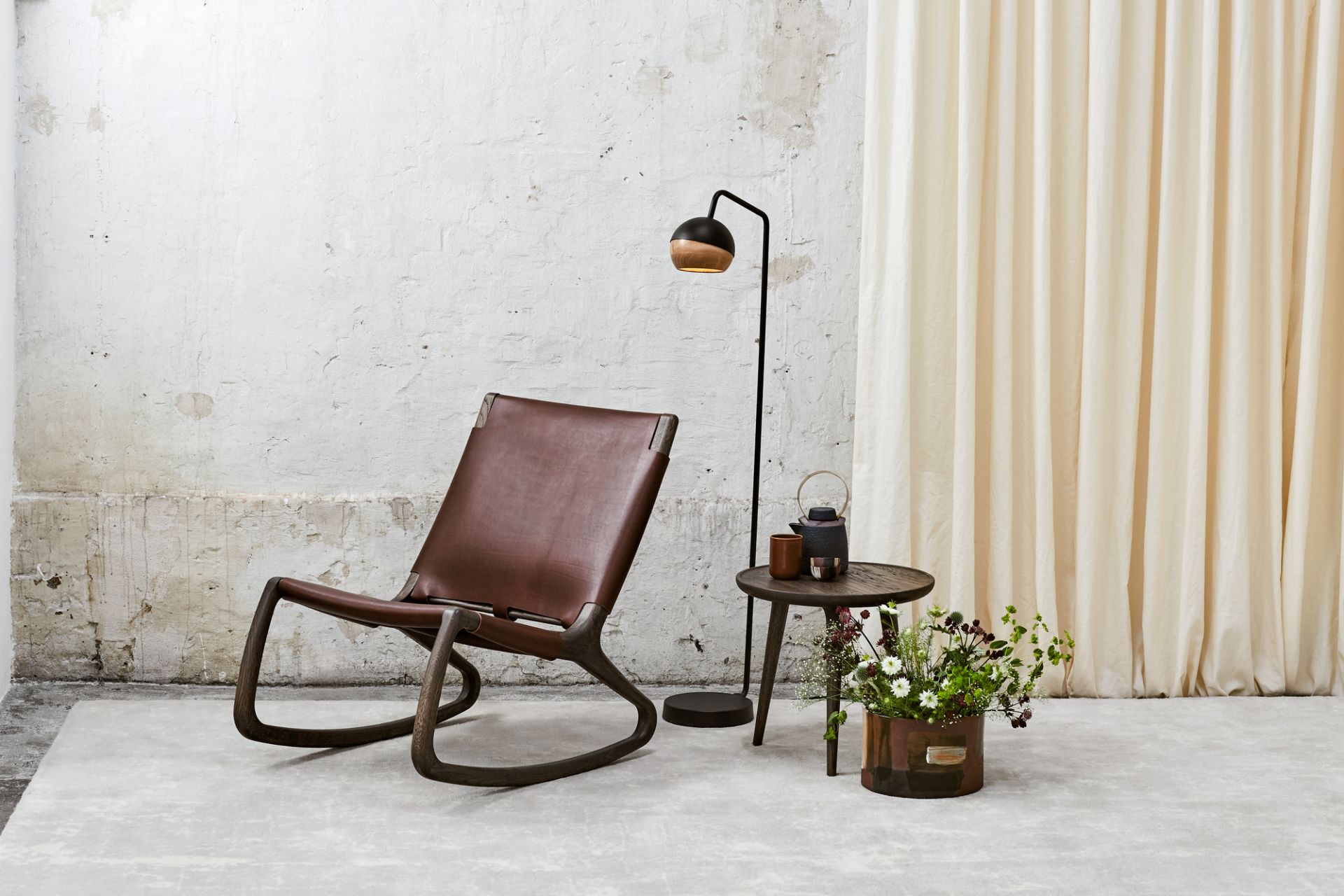 Rocker Schaukelstuhl Harness Leder Mater