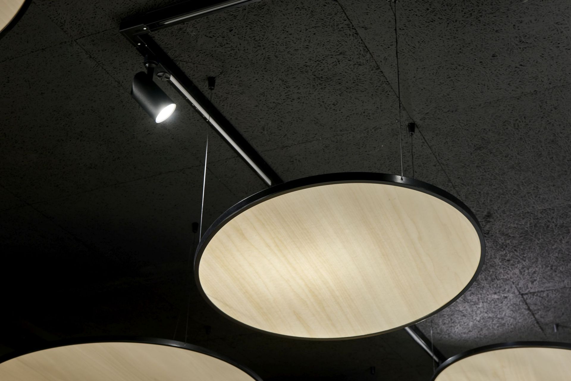 Suns LZF Lamps