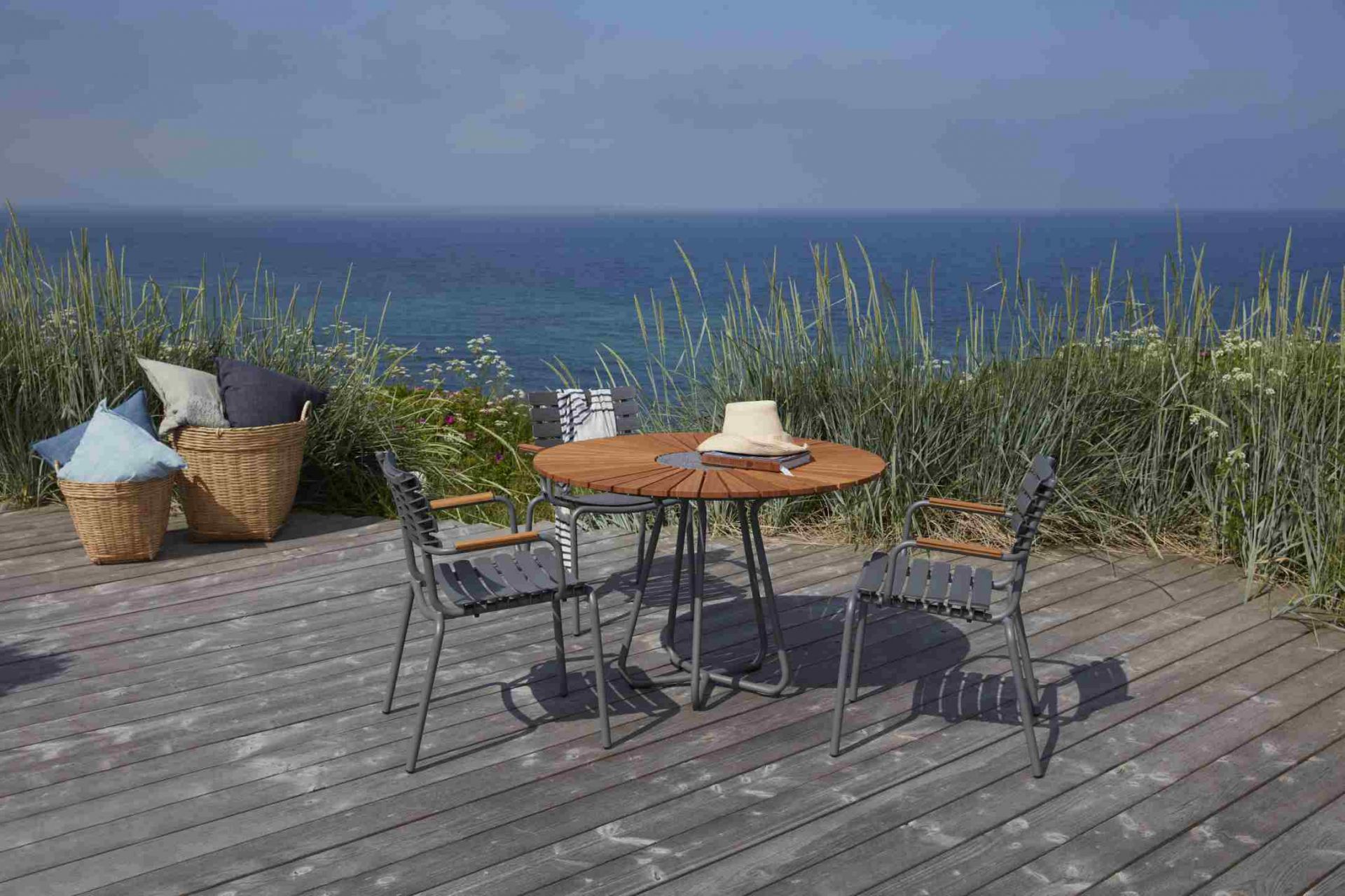 Circle Outdoor Tisch Ø 110 cm Houe