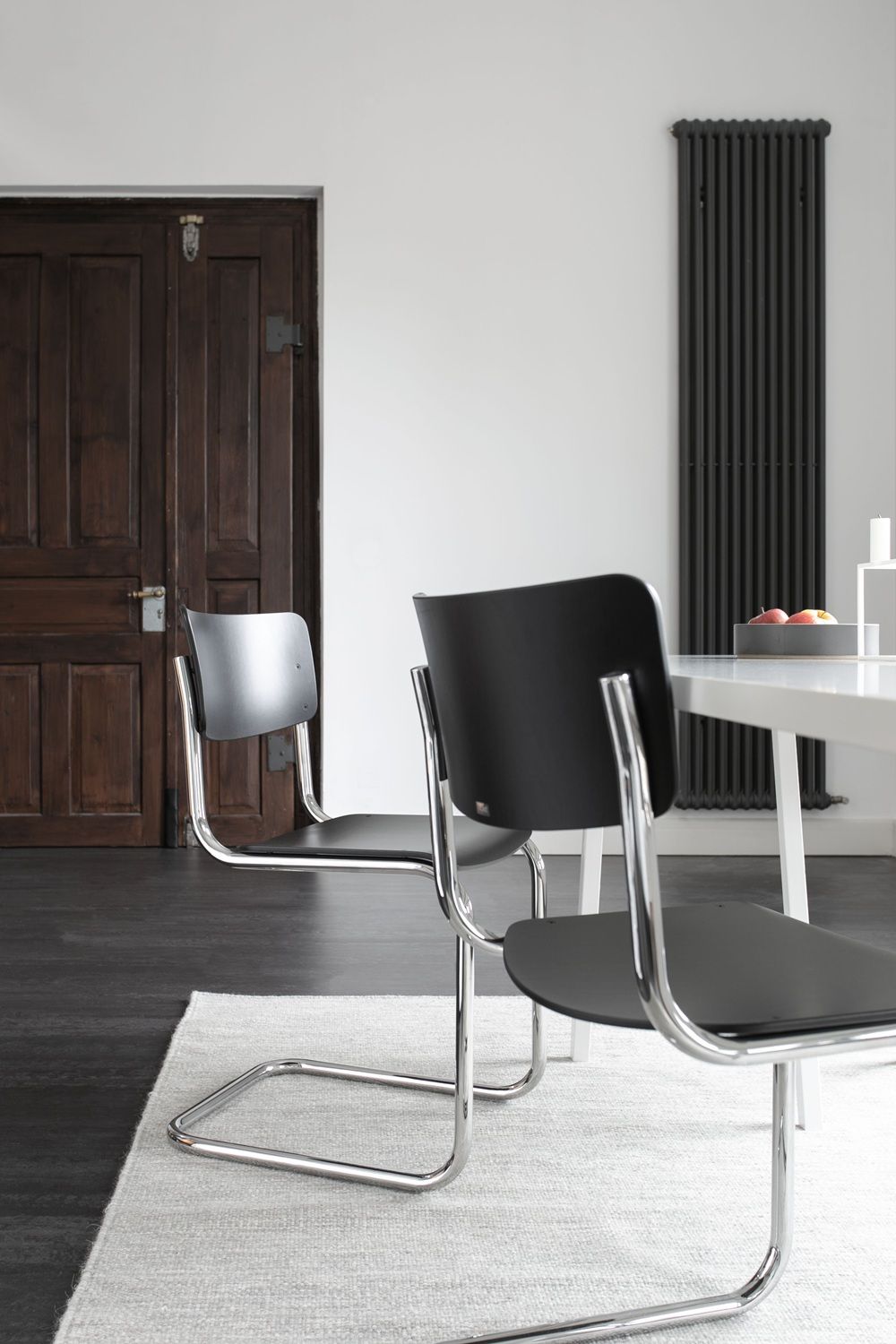 S 43 Stahlrohr Klassiker Freischwinger CHROM/SCHWARZ Thonet VORZUGSKOMBINATION