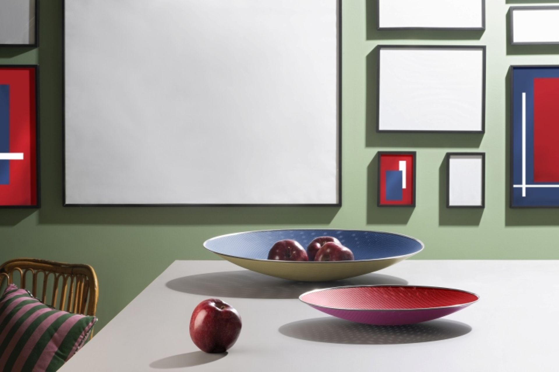 Cohncave Blau und Elfenbeinfarbig Schale SC01/49 Alessi EINZELSTÜCK