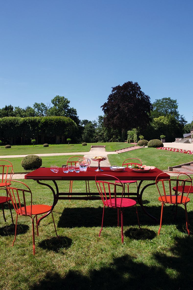 Romane Table Tisch zum Ausziehen 200/300 x 100 cm Outdoor Fermob