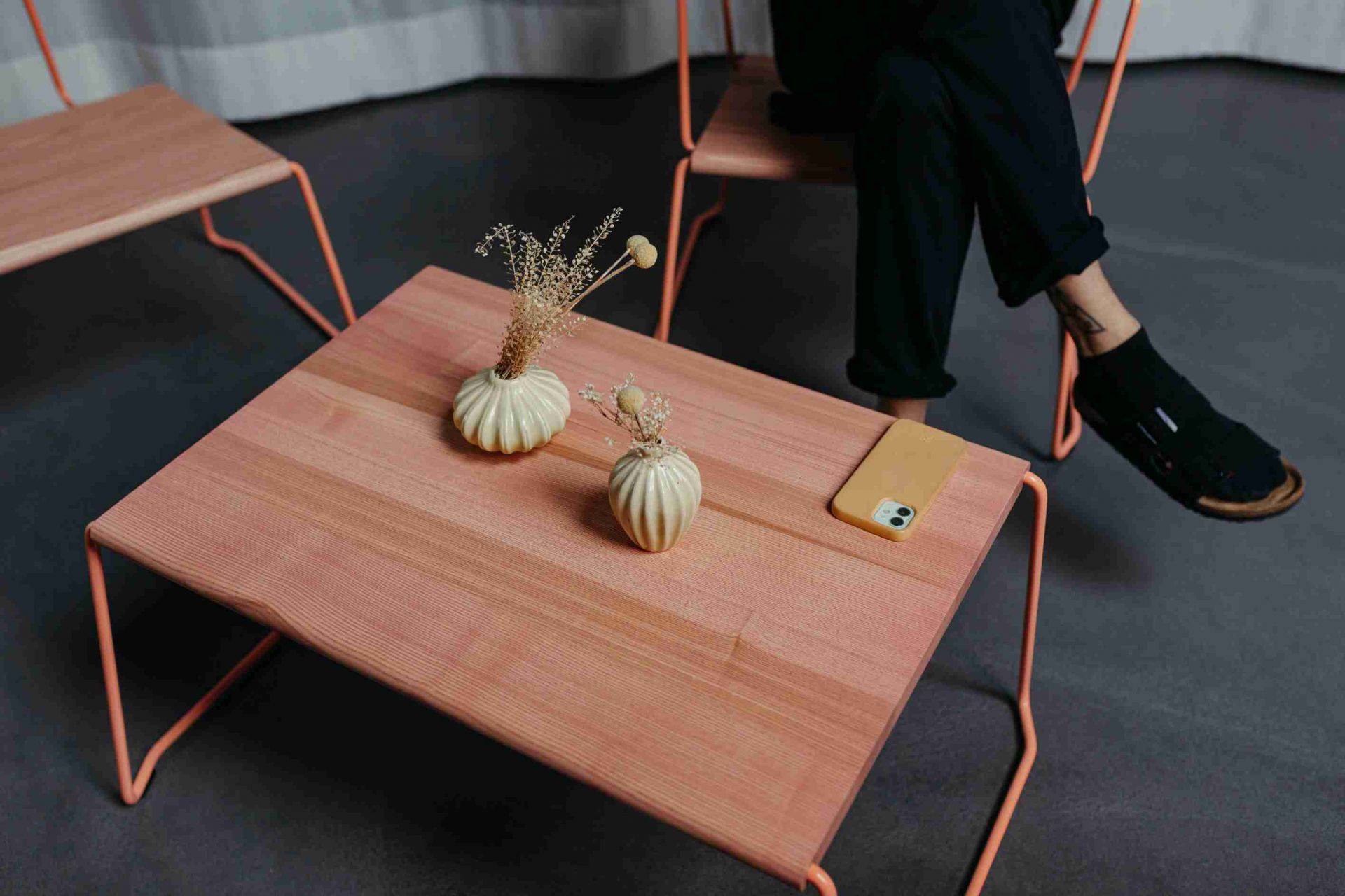 D:009 Coffeetable Kohleschwarz Fuchs & Habicht