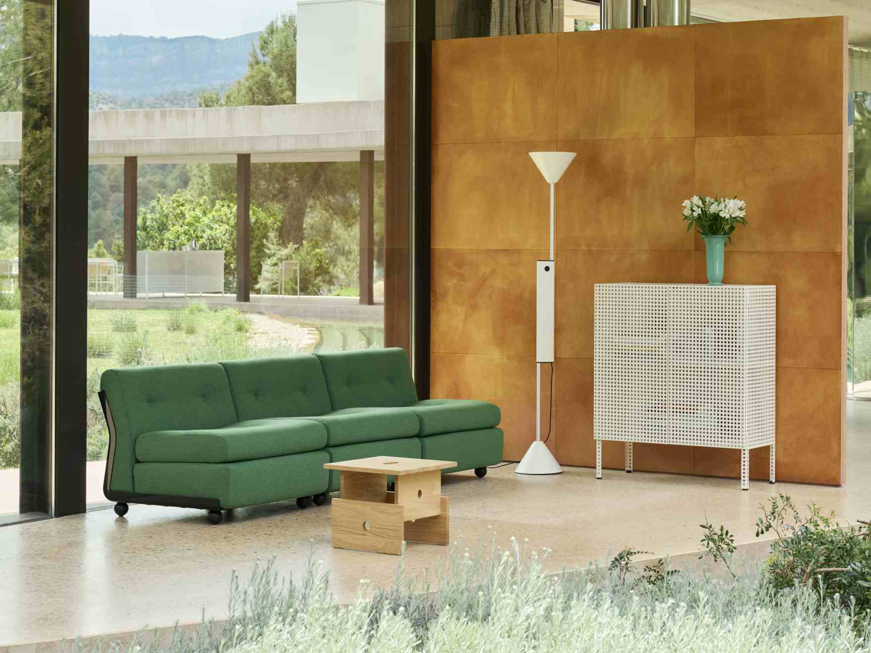 Wood Box Coffee Table Couchtisch Hay Eiche schwarz wasserbasierter lack