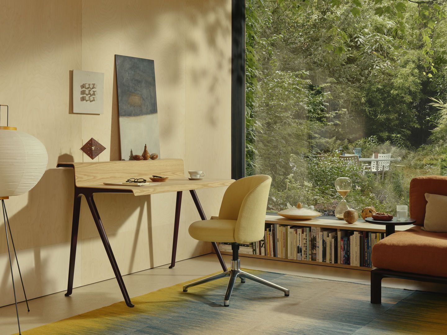 Courier Schreibtisch Vitra