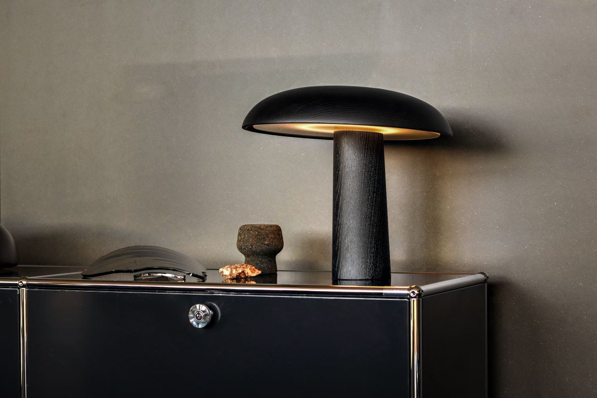 Forma Tischleuchte schwarz ClassiCon