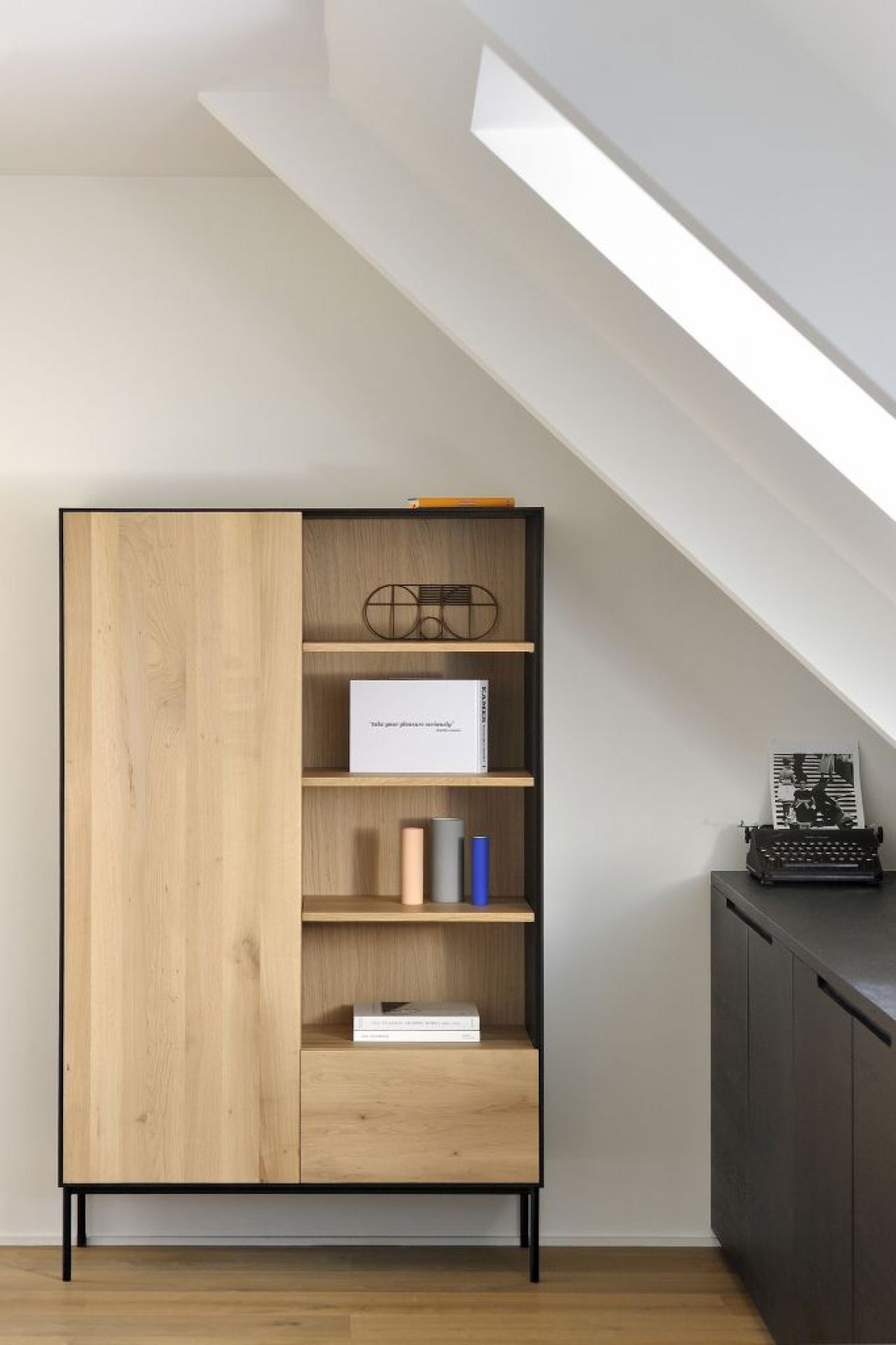 Blackbird Hochschrank Eiche Ethnicraft