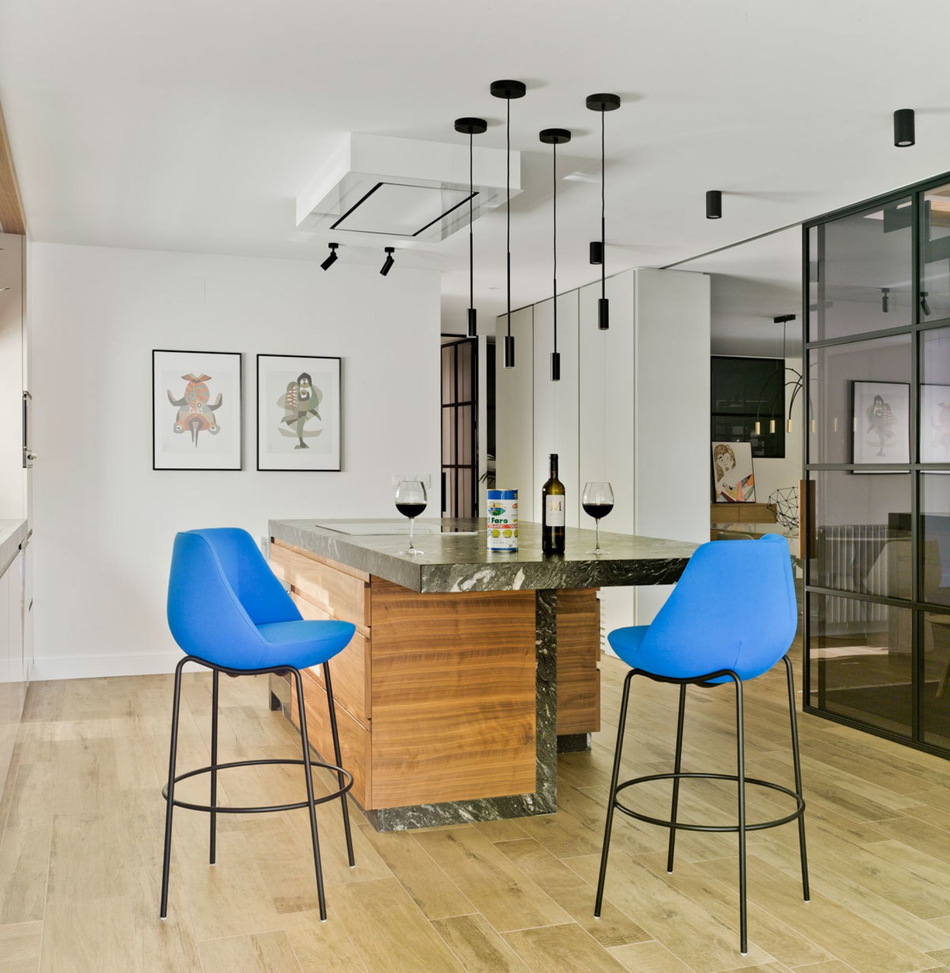 Magnum Hocker Sancal