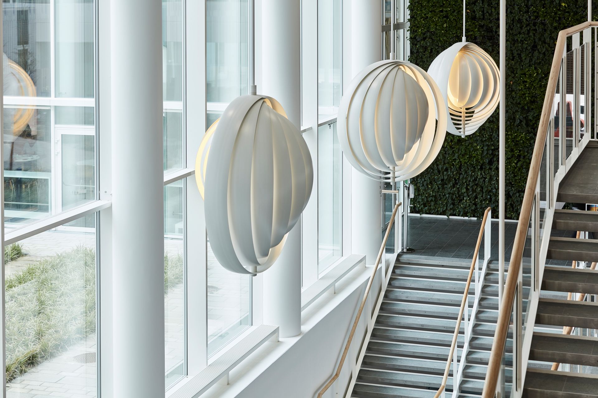 Moon XXXL Pendelleuchte Verpan