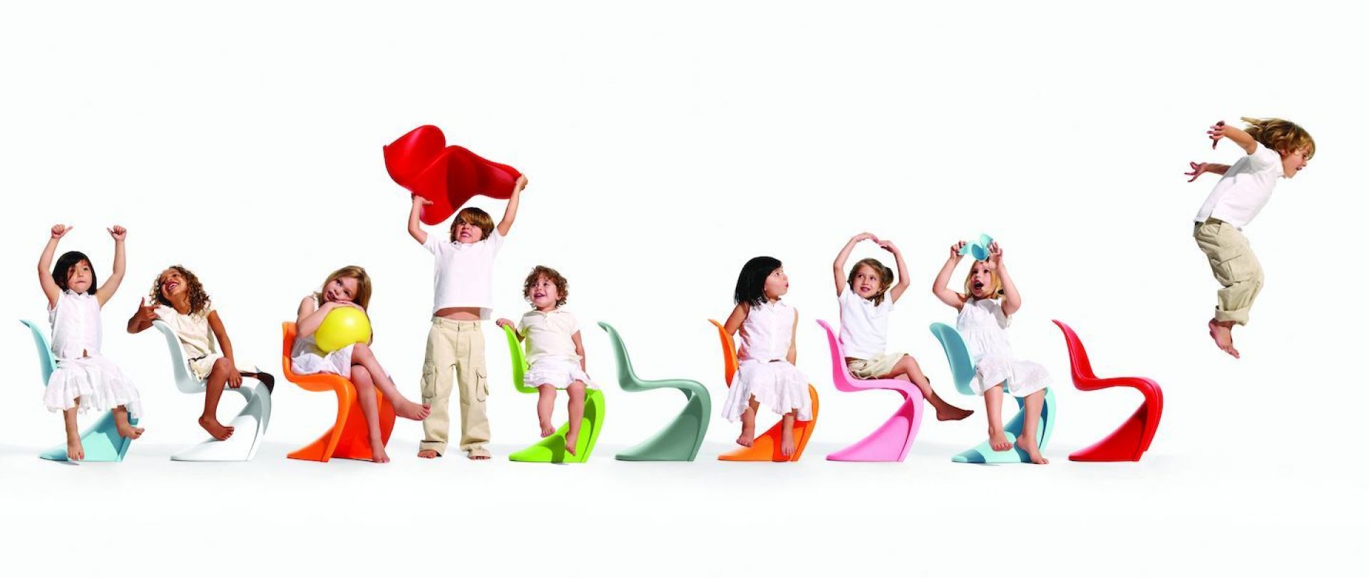 Panton Junior Stuhl Vitra - QUICK SHIP Hellrosa Panton Junior Stuhl Vitra - QUICK SHIP Hellrosa