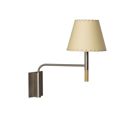BC3 Wandleuchte mit Schirm aus gesticktem beigen Pergament Santa & Cole