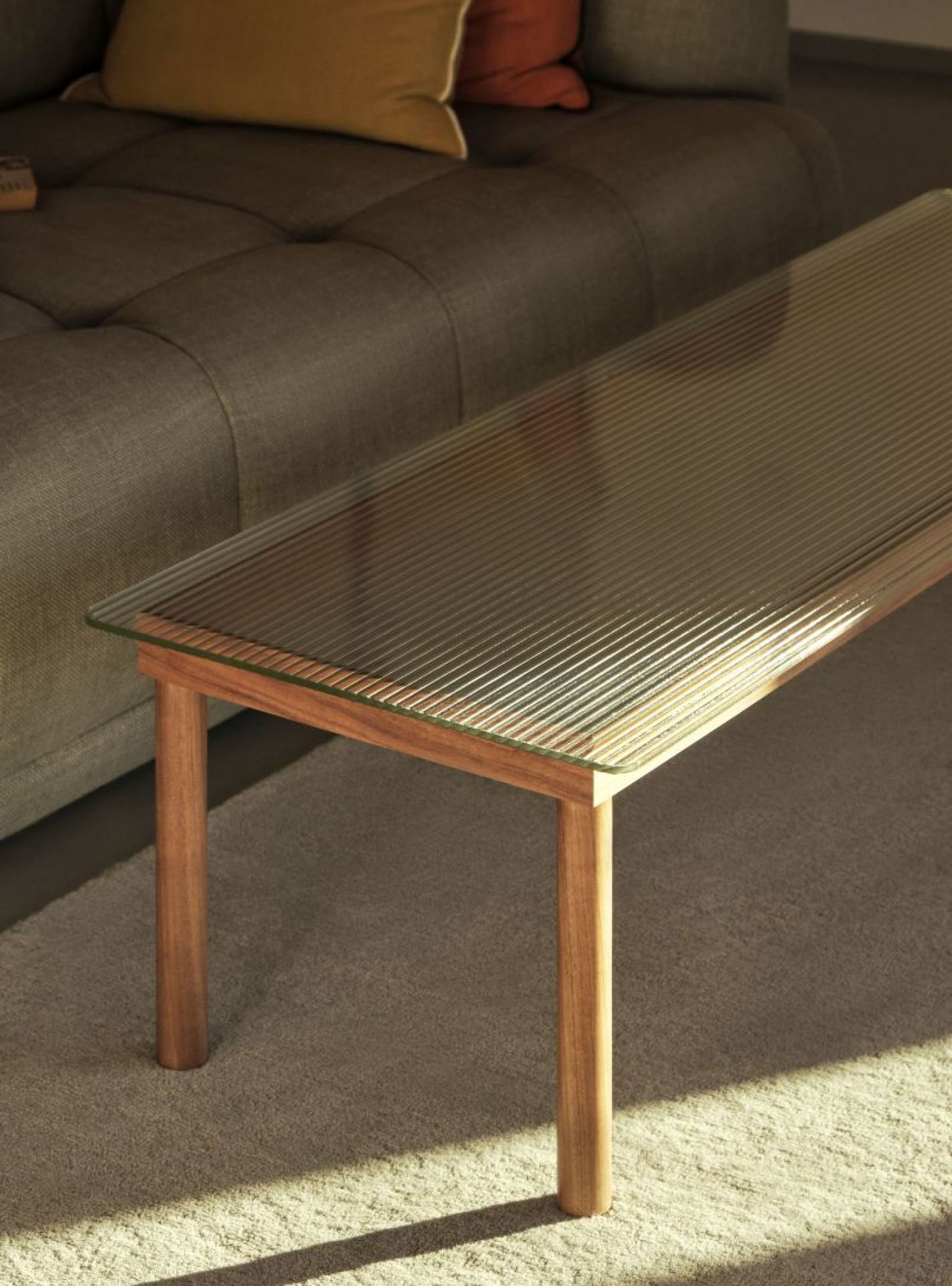 Kofi Couchtisch 140x50 cm Hay    