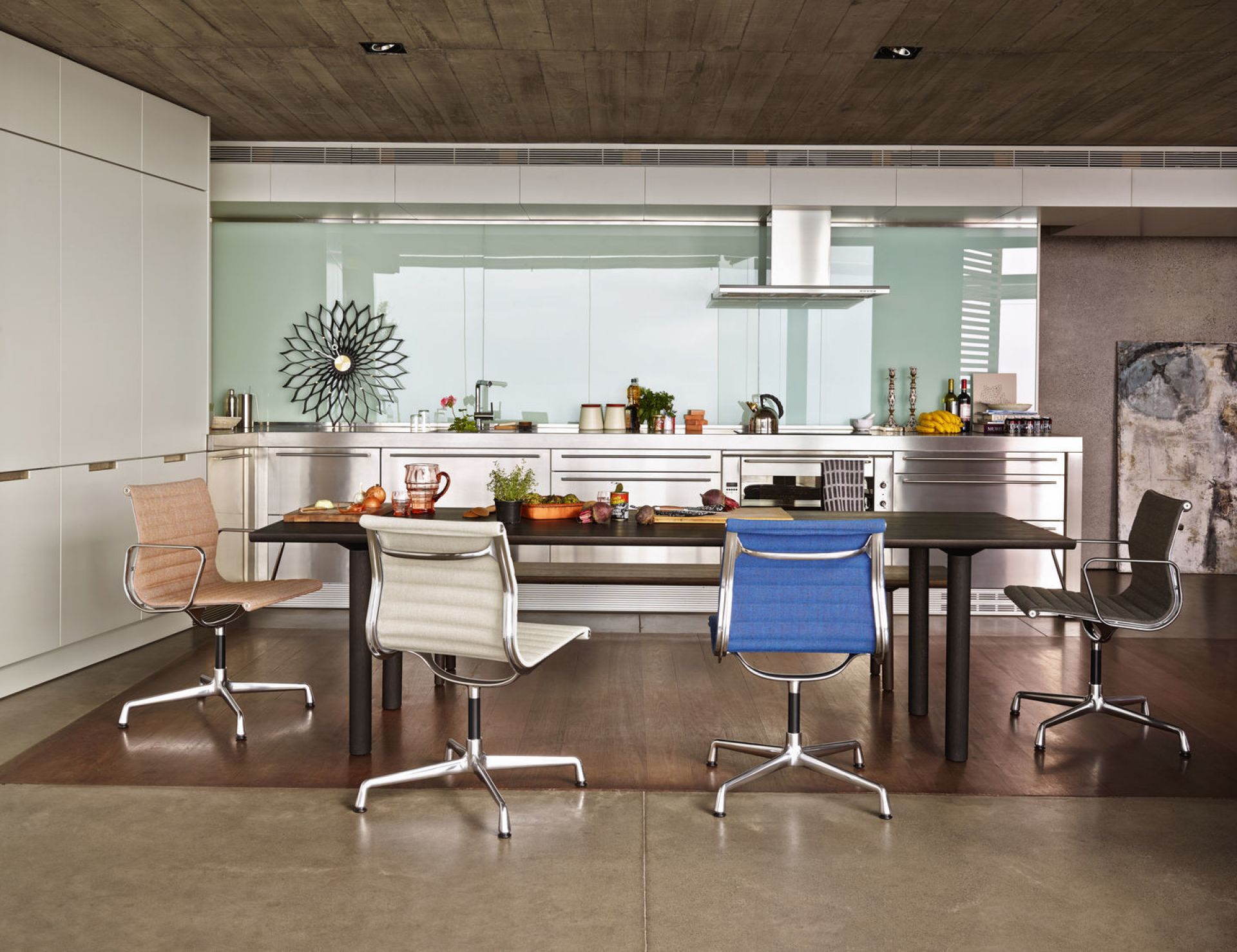 Aluminium Chair EA 101 / EA101 Stuhl Vitra