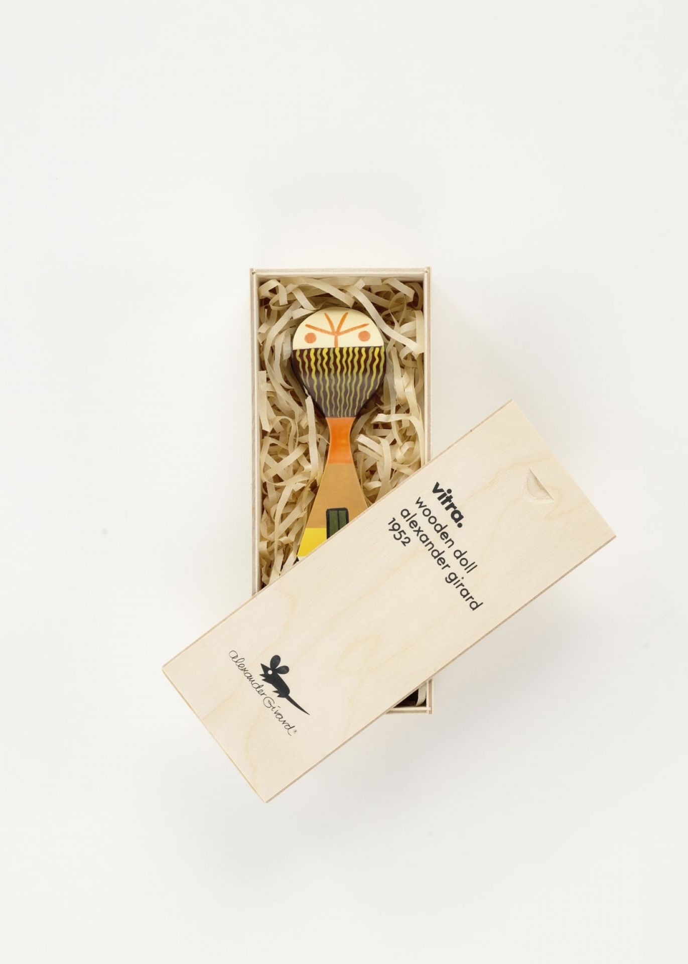 Vitra Wooden Doll No. 13 in Holzbox, dekorative Holzfigur für Sammler und Designliebhaber.